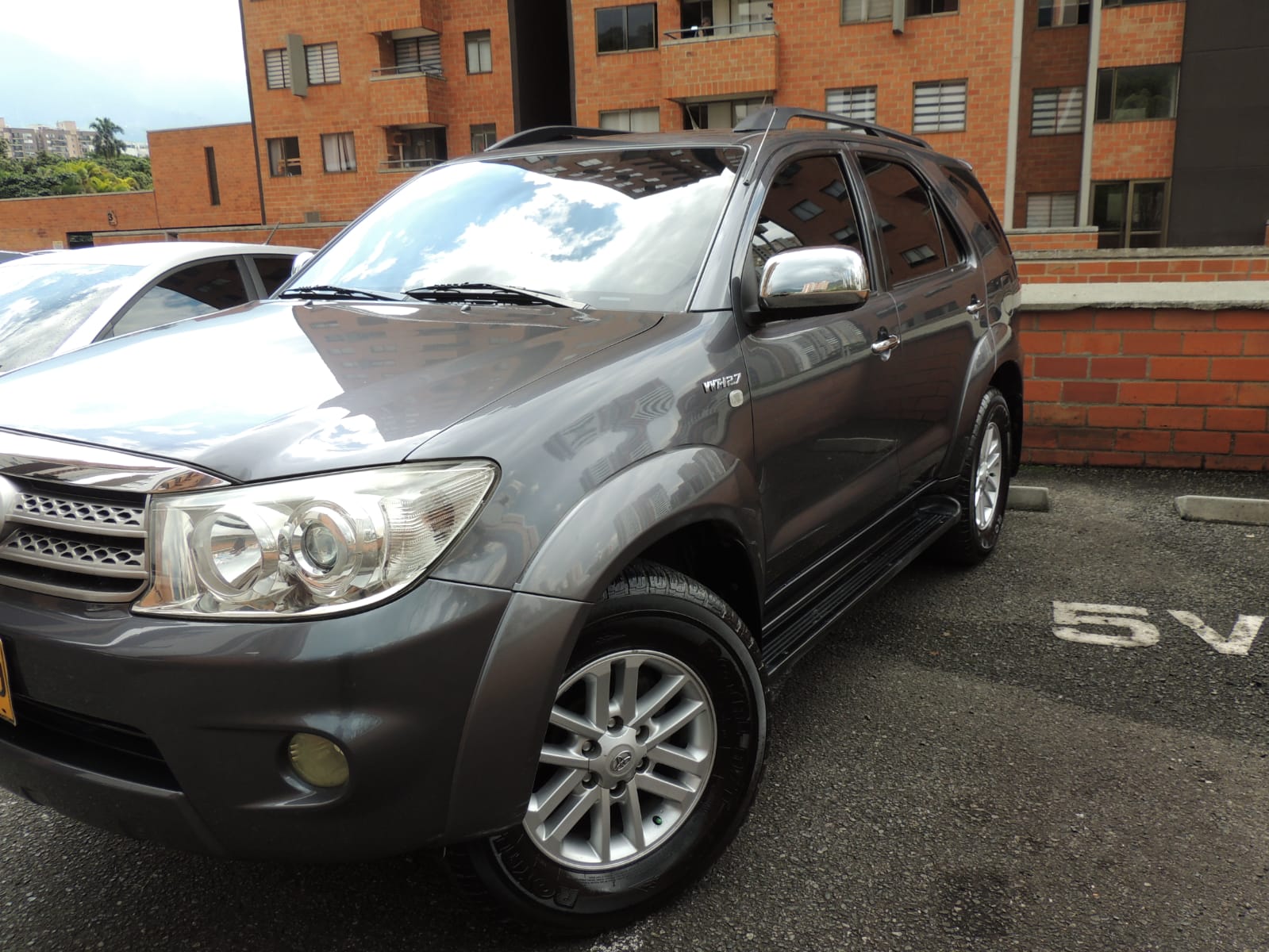 Vendo Toyota Fortuner